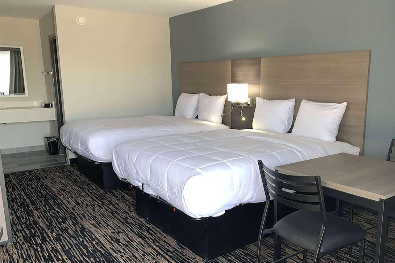 Super 8 By Wyndham Sulphur South Εξωτερικό φωτογραφία